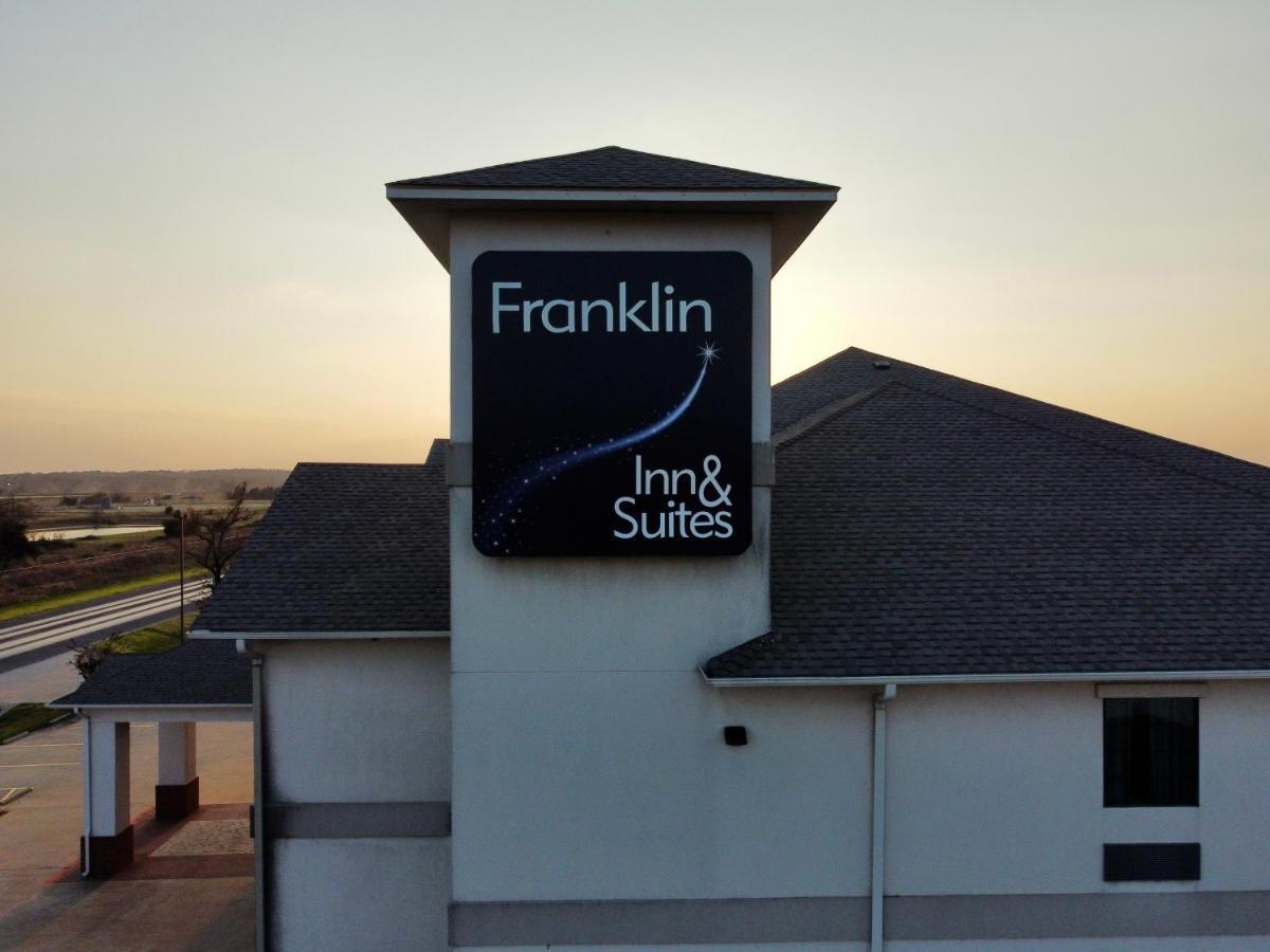 Franklin Inn & Suites Extérieur photo